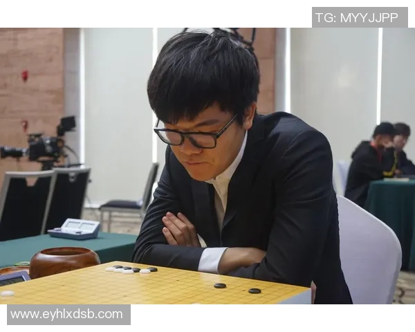 柯洁与李词悠对决围棋巅峰之战引发热议与期待